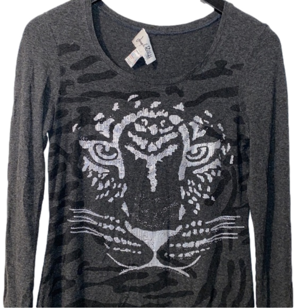 3/$30 Vintage Joseph Ribkoff Tiger Shirt